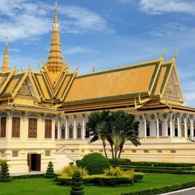 5-Day Private Cambodia Highlights Tour Led By Local Women